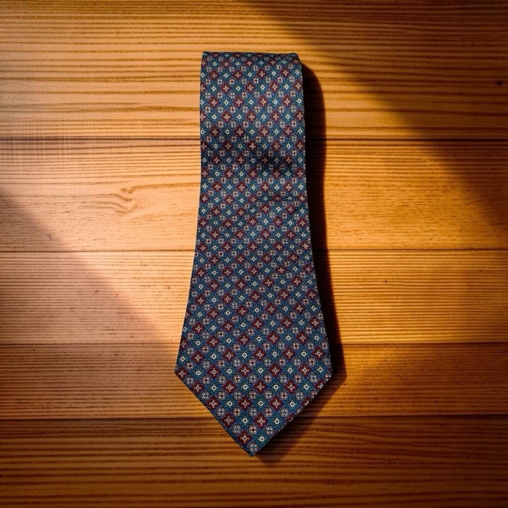 Coach Gray Burgundy Medallion Necktie Foulard Classic Business Dress Tie